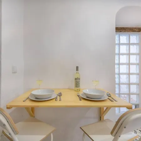 Newly Renovated Flat In Historic Center *
